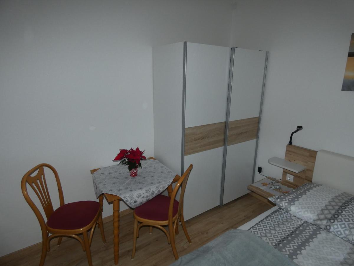 Gaestezimmer Gombotz Etmissl Екстериор снимка